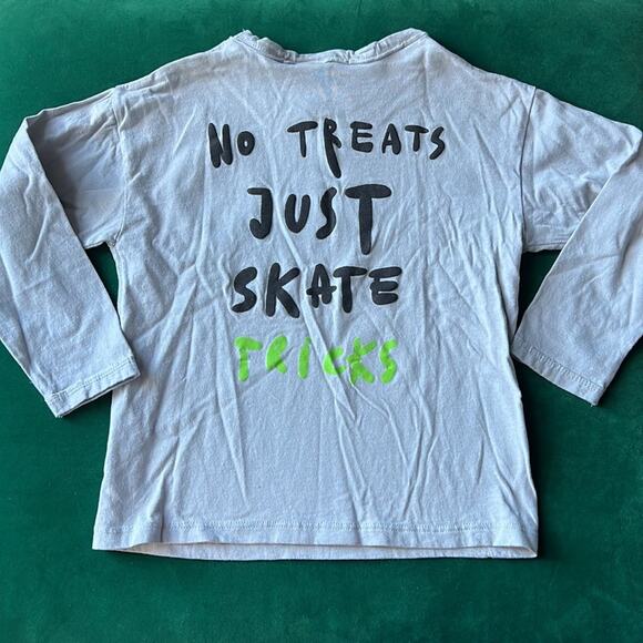 Zara | Ghost Graphic Tee - Picture 3 of 3